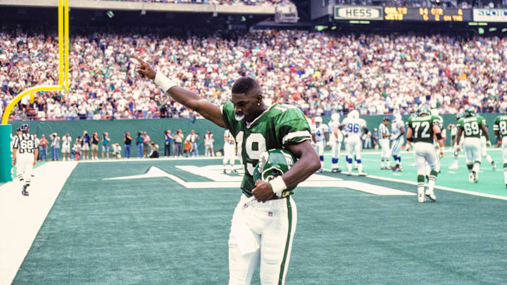 Sep 8, 1996; East Rutherford, NJ, USA; FILE PHOTO; New York Jets receiver Keyshawn Johnson (19) signals from the endzone during a game against the Indianapolis Colts at Giants Stadium. Mandatory Credit: Lou Capozzola-USA TODAY NETWORK