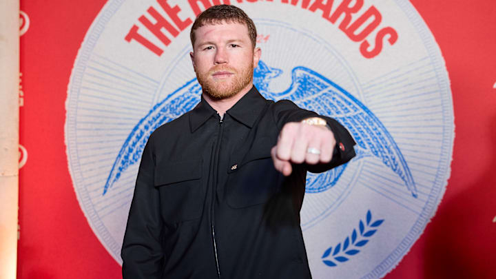 Saúl "Canelo" Álvarez firmó un contrato millonario con un jeque de Arabia Saudita, para disputar esta pelea 