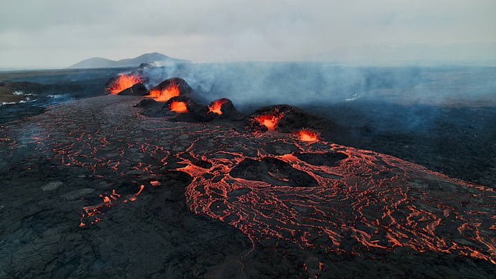 Windstar Cruises introduces pre-booking for Solar Eclipse around Icelandic coast. Volcanos are one of the many attractions along the way.