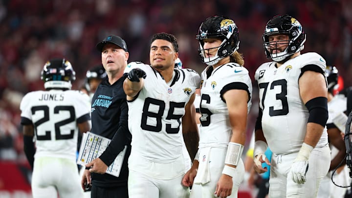 Nov 23, 2025; Glendale, Arizona, USA; Jacksonville Jaguars tight end Brenton Strange (85) and Jacksonville Jaguars quarterback Trevor Lawrence (16) look on during the fourth quarter against the Arizona Cardinals at State Farm Stadium. Mandatory Credit: Mark J. Rebilas-Imagn Images Nov 23, 2025; Glendale, Arizona, USA; Jacksonville Jaguars tight end Brenton Strange (85) and Jacksonville Jaguars quarterback Trevor Lawrence (16) look on during the fourth quarter against the Arizona Cardinals at State Farm Stadium. Mandatory Credit: Mark J. Rebilas-Imagn Images