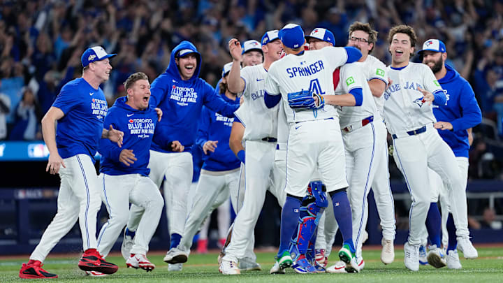 American League Championship Series - Seattle Mariners v Toronto Blue Jays - Game Seven