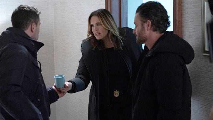 LAW & ORDER: SPECIAL VICTIMS UNIT -- "Lime Chaser" Episode 24017 -- Pictured: (l-r) Mariska Hargitay as Captain Olivia Benson, Kevin Kane as Det. Terry Bruno -- (Photo by: Ralph Bavaro/NBC)
