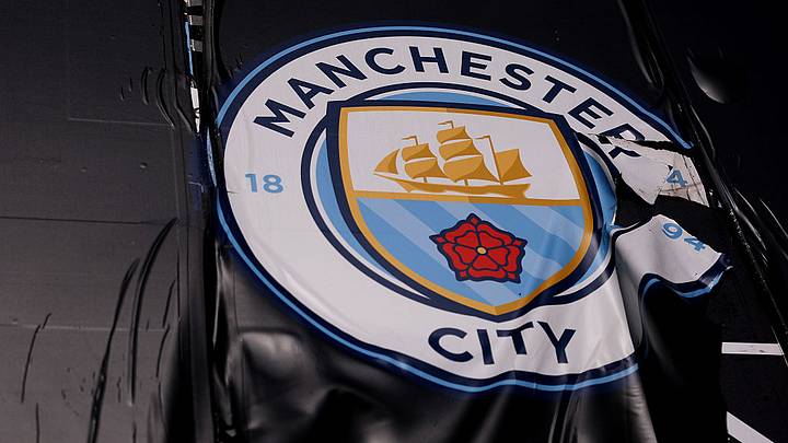 El Manchester City aún espera la resolución de las sanciones. El Manchester City aún espera la resolución de las sanciones.