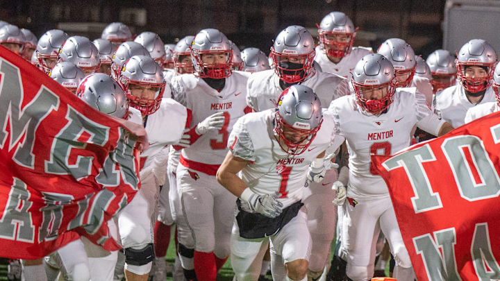 The Mentor Cardinals check in at No. 9 this week in the SBLive/SI Ohio high school football Top 25.