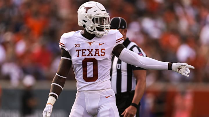 April 23, 2022; Austin, TX, USA; Texas linebacker DeMarvion Overshown (0) gives teammates