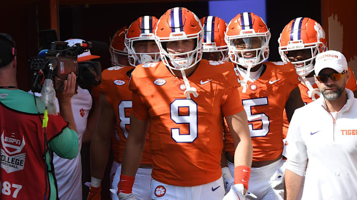 Sep 21, 2024; Clemson, South Carolina, USA; Clemson Tigers tight end Jake Briningstool (9) before a game against the North Carolina State Wolfpack at Memorial Stadium.