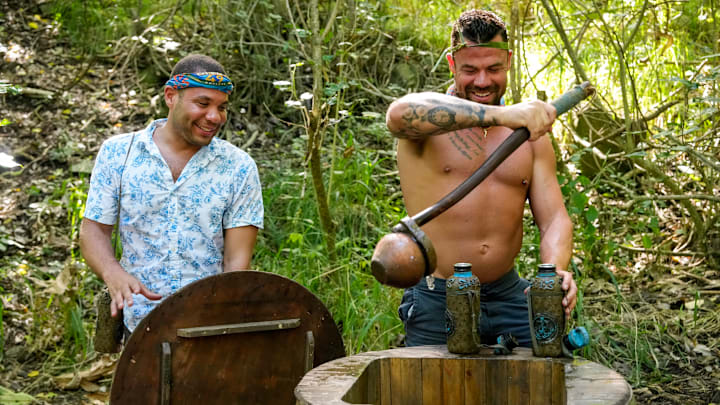 “Act One of a Horror Film” – SURVIVOR. Pictured (L-R): Alex Moore and Jake Latimer. Photo: Robert Voets/CBS ©2025 CBS Broadcasting, Inc. All Rights Reserved.
