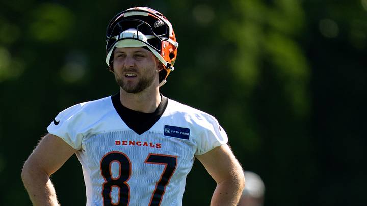 Cincinnati Bengals tight end Tanner Hudson (87) walks the field during the Cincinnati Bengals Training Camp 2026 at Kettering Practice Field in Cincinnati on Thursday, July 30, 2026. Cincinnati Bengals tight end Tanner Hudson (87) walks the field during the Cincinnati Bengals Training Camp 2026 at Kettering Practice Field in Cincinnati on Thursday, July 30, 2026.