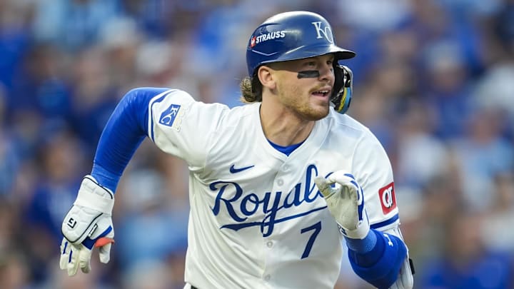 Kansas City Royals shortstop Bobby Witt Jr. runs the bases.