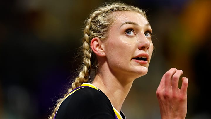 Atlanta Dream v Los Angeles Sparks