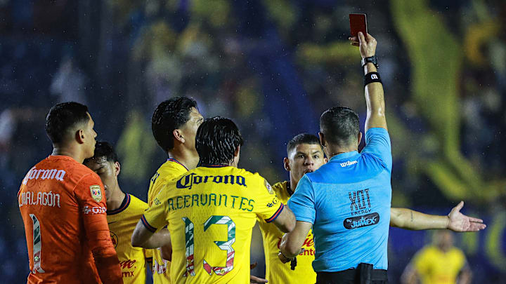 America v Pumas UNAM - Torneo Apertura 2024 Liga MX