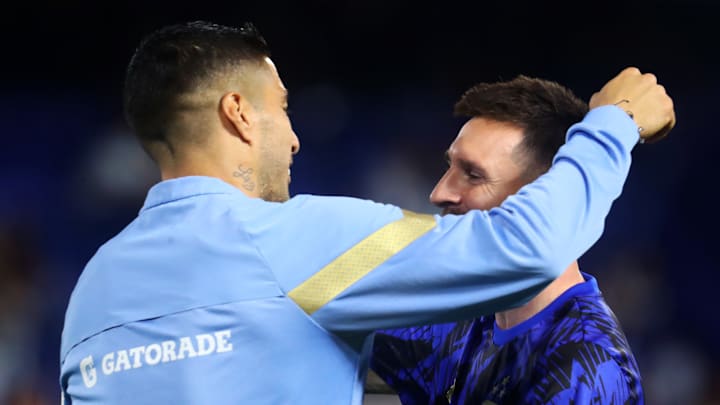 Suárez deve atuar ao lado de Messi em 2024.