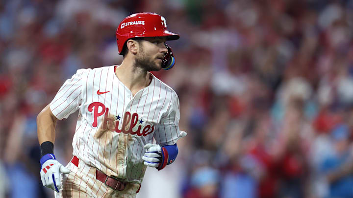 Division Series - Los Angeles Dodgers v Philadelphia Phillies - Game Two