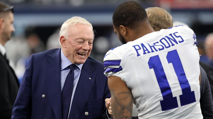 Jerry Jones traded star pass rusher Micah Parsons to the Cowboys