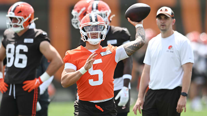 Jun 10, 2025; Berea, OH, USA; Cleveland Browns quarterback Dillon Gabriel (5) throws a pass during minicamp at CrossCountry Mortgage Campus. Mandatory Credit: Ken Blaze-Imagn Images Jun 10, 2025; Berea, OH, USA; Cleveland Browns quarterback Dillon Gabriel (5) throws a pass during minicamp at CrossCountry Mortgage Campus. Mandatory Credit: Ken Blaze-Imagn Images