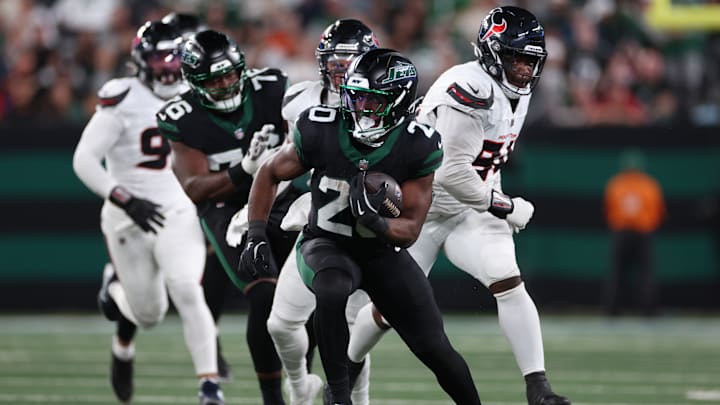 Could the winless New York Jets consider trading star running back Breece Hall? And would the Houston Texans potentially be interested? 