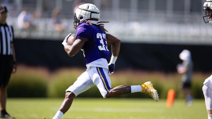 Vikings RB Aaron Jones at an offseason practice. Vikings RB Aaron Jones at an offseason practice.