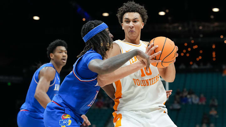 Nov 26, 2025; Las Vegas, NV, USA; Tennessee Volunteers forward Nate Ament (10) drives against Tennessee Volunteers guard Gavin Paull (11) in the first half in the 2025 Players Era Festival third place game at MGM Grand Garden Arena. Mandatory Credit: Kirby Lee-Imagn Images