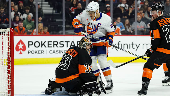 New York Islanders v Philadelphia Flyers