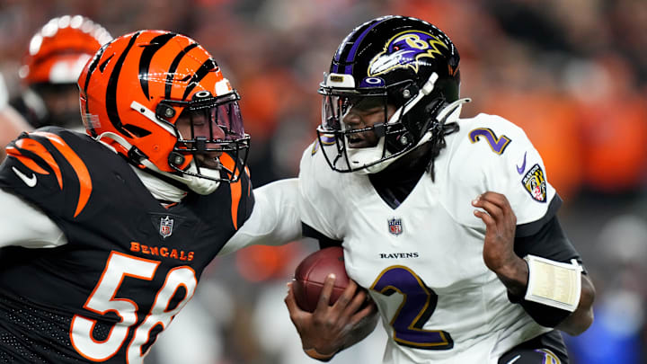 Cincinnati Bengals defensive end Joseph Ossai (58) pressures Baltimore Ravens quarterback Tyler Huntley (2) in the second quarter during an NFL wild-card playoff football game between the Baltimore Ravens and the Cincinnati Bengals, Sunday, Jan. 15, 2023, at Paycor Stadium in Cincinnati.

Baltimore Ravens At Cincinnati Bengals Afc Wild Card Jan 15 0346
