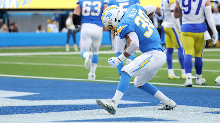 Los Angeles Rams v Los Angeles Chargers