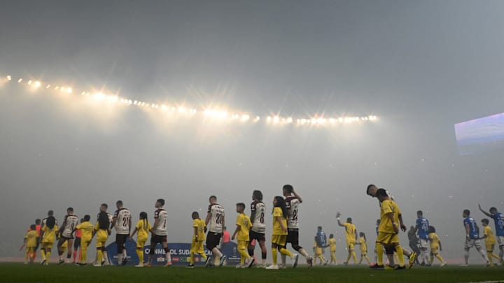 Cruzeiro x Lanús foi cheio de "intercorrências" no Mineirão Cruzeiro x Lanús foi cheio de "intercorrências" no Mineirão