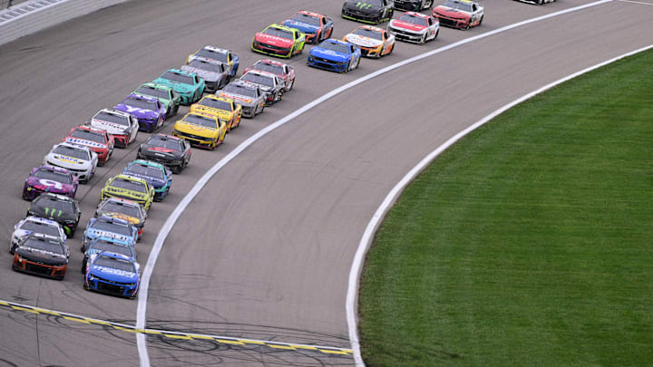 Kansas Speedway, NASCAR