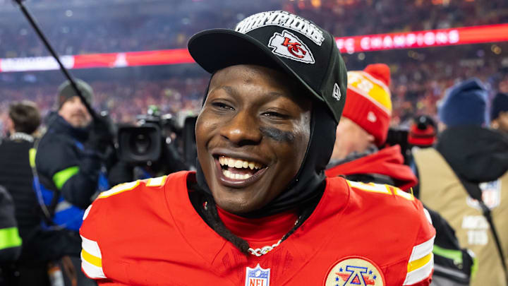 Jan 26, 2025; Kansas City, MO, USA; Kansas City Chiefs wide receiver Hollywood Brown (5) celebrates after defeating the Buffalo Bills in the AFC Championship game at GEHA Field at Arrowhead Stadium. Mandatory Credit: Mark J. Rebilas-Imagn Images Jan 26, 2025; Kansas City, MO, USA; Kansas City Chiefs wide receiver Hollywood Brown (5) celebrates after defeating the Buffalo Bills in the AFC Championship game at GEHA Field at Arrowhead Stadium. Mandatory Credit: Mark J. Rebilas-Imagn Images