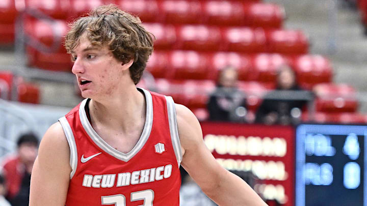 New Mexico Lobos guard Jake Hall (23)