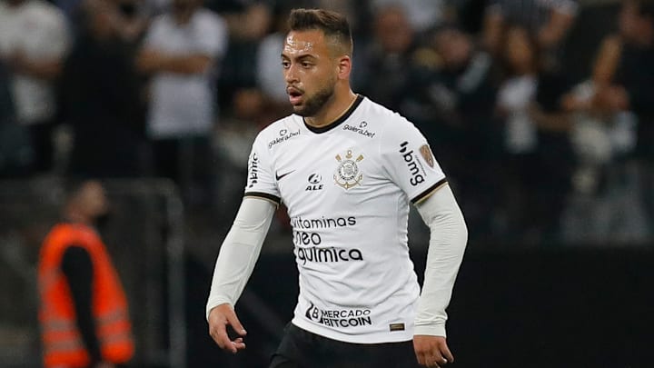 O camisa 7 é titular na equipe de Vanderlei Luxemburgo.