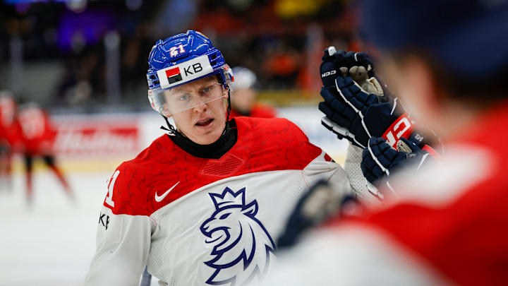 IHOCKEY-JUNIOR-CAN-CZE