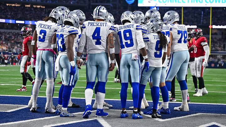 Dallas Cowboys quarterback Dak Prescott huddles with the offense during the game between the Cowboys and the Buccaneers. Dallas Cowboys quarterback Dak Prescott huddles with the offense during the game between the Cowboys and the Buccaneers.