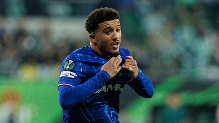 Welches Trikot trägt Jadon Sancho 25/26?