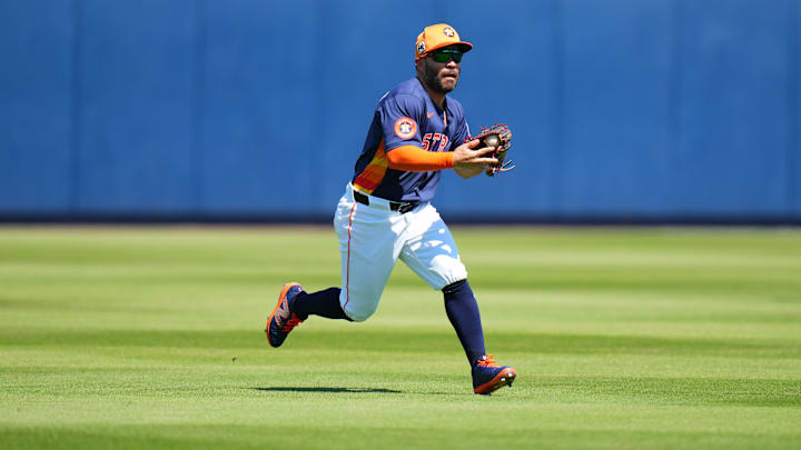 Altuve no ha jugado bien en el jardín izquierdo 