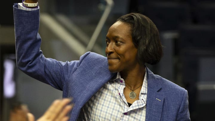 Cal head coach Charmin Smith