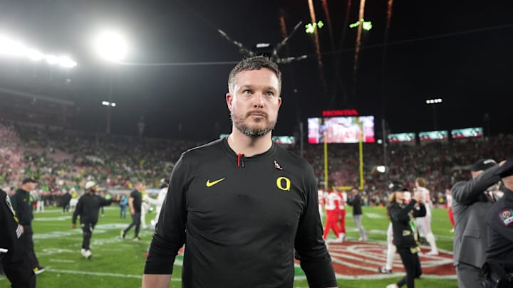 Jan 1, 2025; Pasadena, CA, USA; Oregon Ducks head coach Dan Lanning reacts after the loss against the Ohio State Buckeyes in the 2025 Rose Bowl college football quarterfinal game at Rose Bowl Stadium. Mandatory Credit: Kirby Lee-Imagn Images