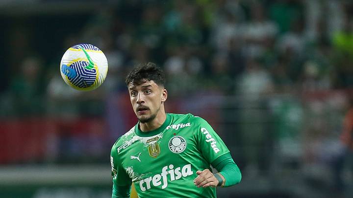 Piquerez está fora dos gramados desde julho