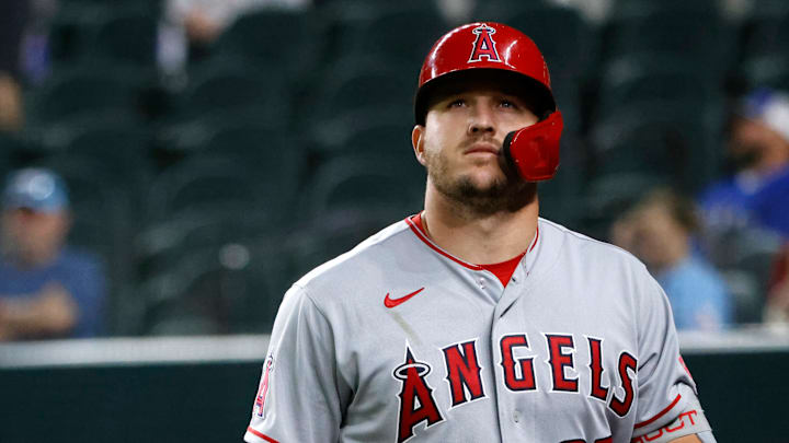 Los Angeles Angels v Texas Rangers