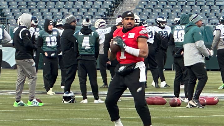 Jalen Hurts returned to practice after missing two weeks with a concussion and is trending toward playing against the Green Bay Packers on wildcard weekend. Jalen Hurts returned to practice after missing two weeks with a concussion and is trending toward playing against the Green Bay Packers on wildcard weekend.