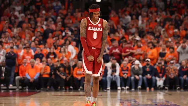 Alabama guard Labaron Philon (0) celebrates during the game against Illinois at United Center in Chicago, IL on Wednesday, Nov 19, 2025.