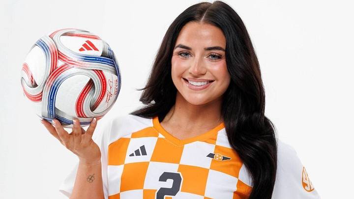 Shae O'Rourke repping the new and bold kit.