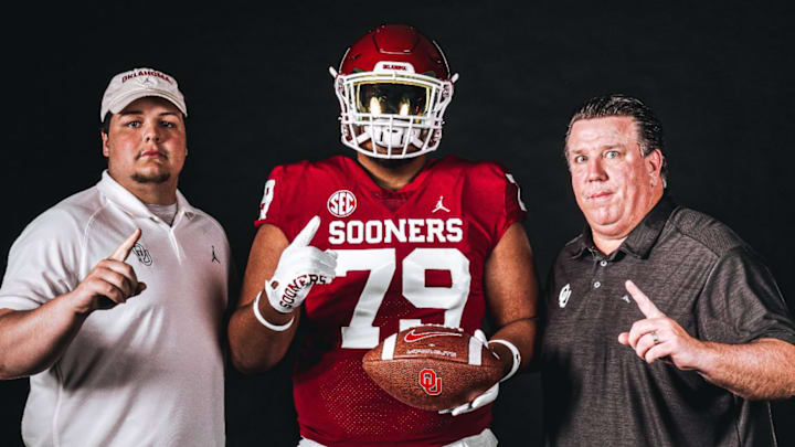 Oklahoma OL Darius Afalava with Bill Bedenbaugh (right) and Ben Tawwater