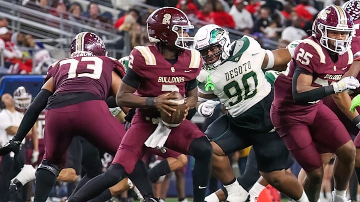 Summer Creek and quarterback Blake Thomas are hoping to make a return to AT&T Stadium for a shot at a state championship.