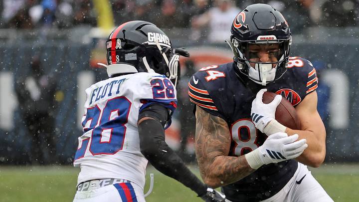 Nov 9, 2025; Chicago, Illinois, USA; Chicago Bears tight end Colston Loveland (84) makes a catch over New York Giants cornerback Cordale Flott (28) during the second half at Soldier Field. Mandatory Credit: Mike Dinovo-Imagn Images Nov 9, 2025; Chicago, Illinois, USA; Chicago Bears tight end Colston Loveland (84) makes a catch over New York Giants cornerback Cordale Flott (28) during the second half at Soldier Field. Mandatory Credit: Mike Dinovo-Imagn Images