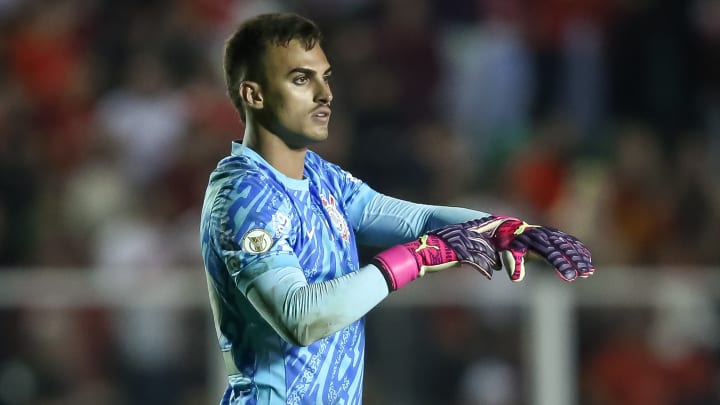 Matheus Donelli fez boas defesas na Ligga Arena