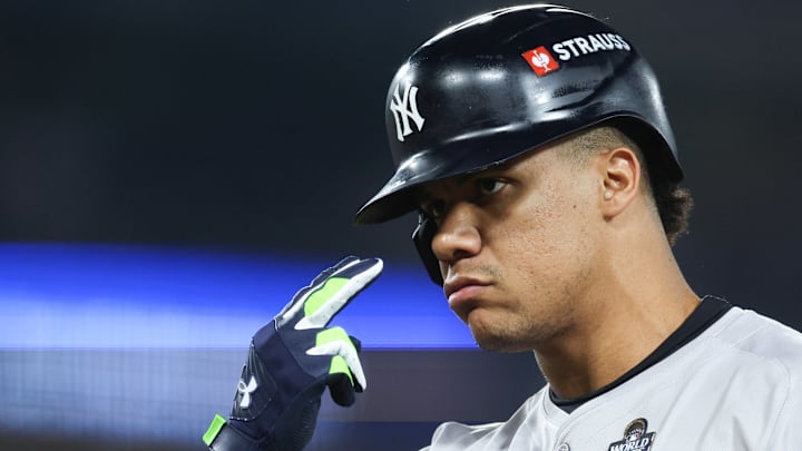 World Series - New York Yankees v Los Angeles Dodgers - Game 2