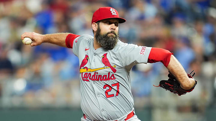 Aug 9, 2024; Kansas City, Missouri, USA; St. Louis Cardinals relief pitcher Andrew Kittredge (27) pitches during the eighth inning against the Kansas City Royals at Kauffman Stadium. Mandatory Credit: Jay Biggerstaff-Imagn Images Aug 9, 2024; Kansas City, Missouri, USA; St. Louis Cardinals relief pitcher Andrew Kittredge (27) pitches during the eighth inning against the Kansas City Royals at Kauffman Stadium. Mandatory Credit: Jay Biggerstaff-Imagn Images
