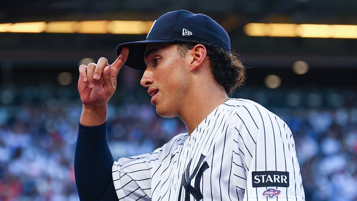 Aug 4, 2026; Bronx, New York, USA; New York Yankees shortstop George Lombard Jr. (96) runs off the field during the first inning against the St. Louis Cardinals at Yankee Stadium. Mandatory Credit: Vincent Carchietta-Imagn Images Aug 4, 2026; Bronx, New York, USA; New York Yankees shortstop George Lombard Jr. (96) runs off the field during the first inning against the St. Louis Cardinals at Yankee Stadium. Mandatory Credit: Vincent Carchietta-Imagn Images
