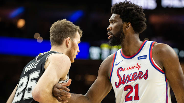 Joel Embiid, Jakob Poeltl