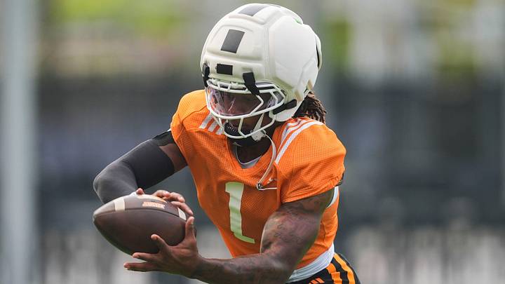 Tennessee safety TJ Metcalf (1) catches the ball at a Tennessee football preseason practice in Knoxville, Tenn., on Aug. 12, 2026. Tennessee safety TJ Metcalf (1) catches the ball at a Tennessee football preseason practice in Knoxville, Tenn., on Aug. 12, 2026.